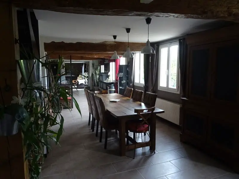 Vente maison 6 pièces 197 m2