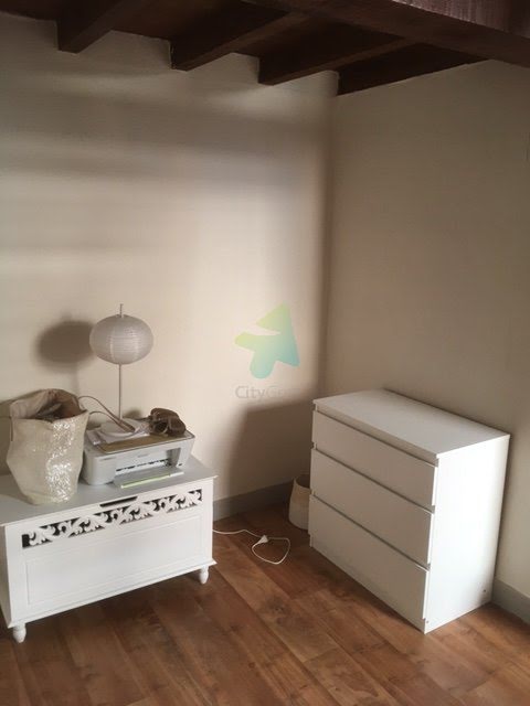 Location studio meublé 24 m2