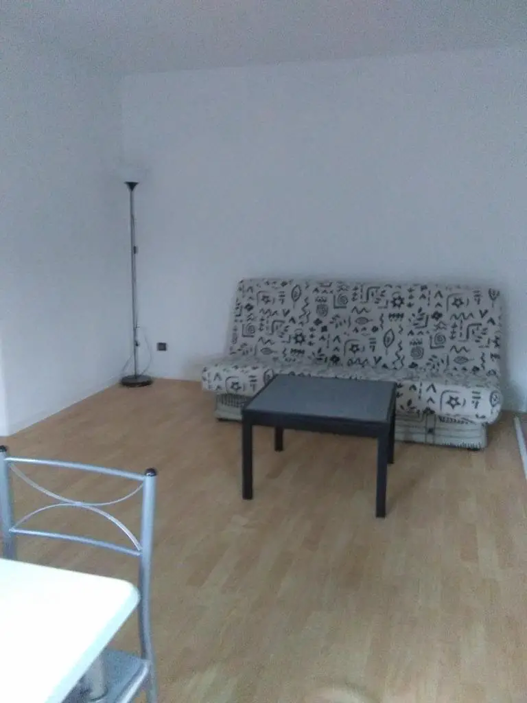 Location studio meublé 49 m2