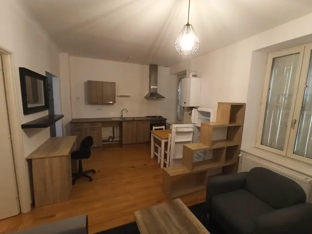 Location appartement 3 pièces 43 m2