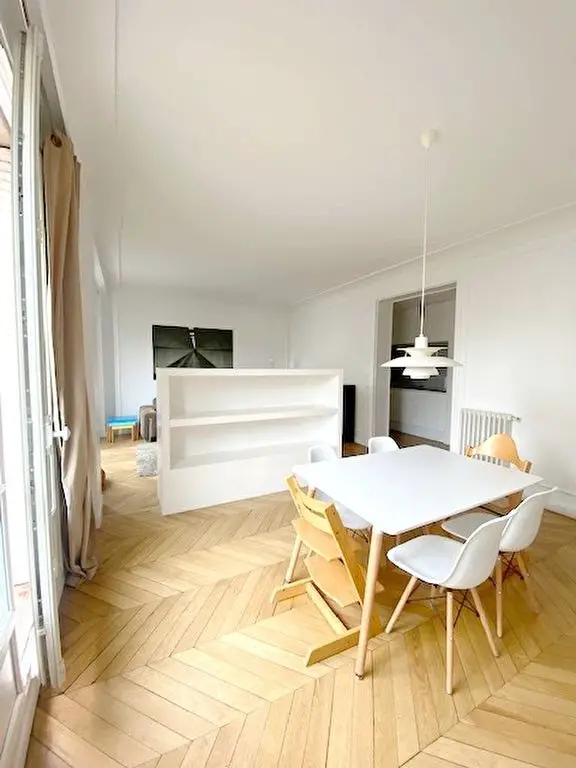 Location appartement 5 pièces 99 m2
