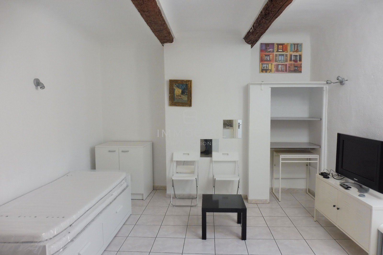 Location studio meublé 21,36 m2