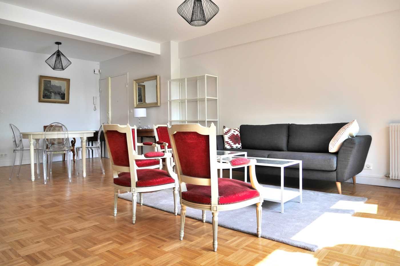 Location appartement meublé 4 pièces 100 m2