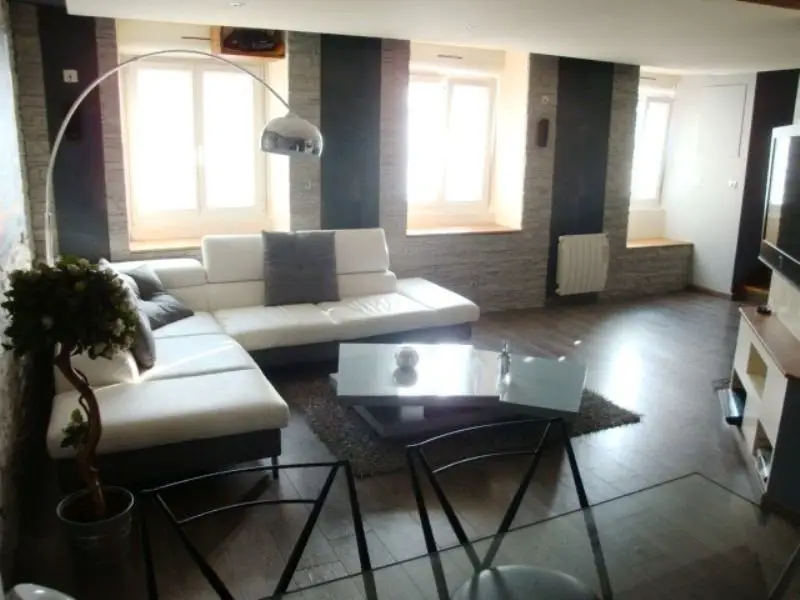 Location appartement meublé 3 pièces 80 m2