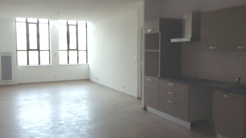 Location appartement 2 pièces 66 m2