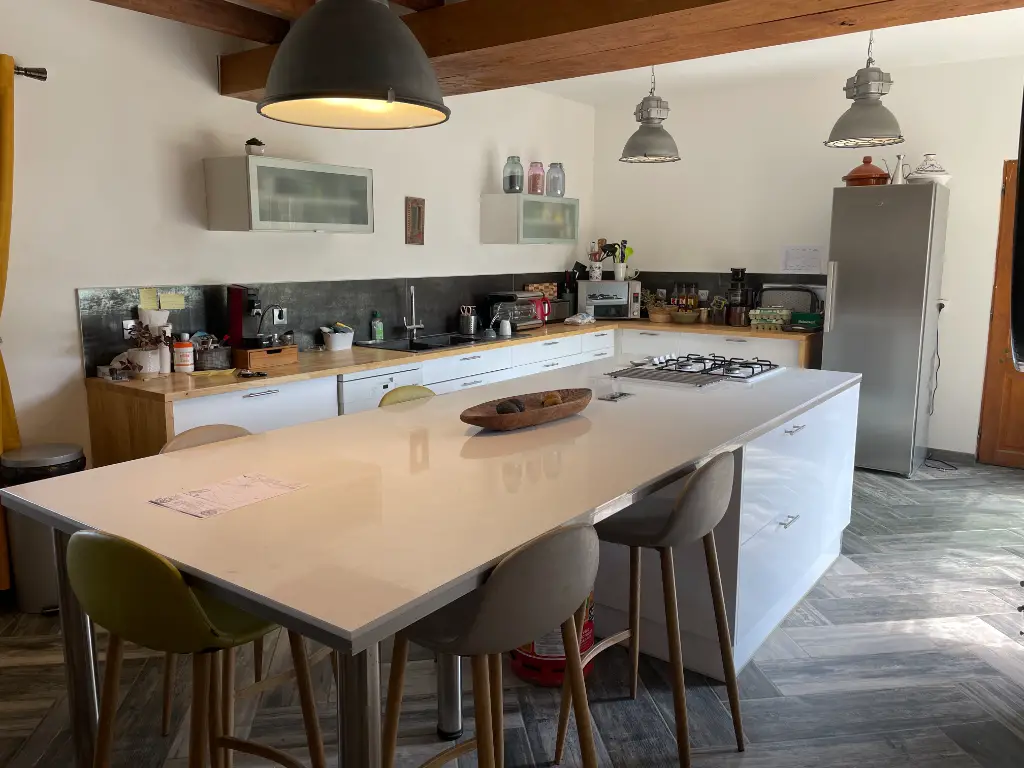 Vente maison 10 pièces 200 m2