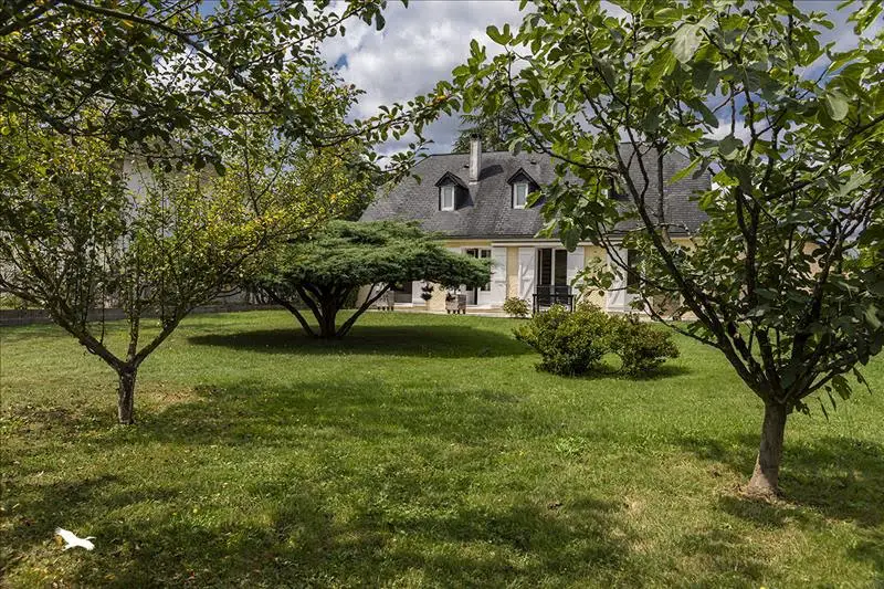 Vente maison 5 pièces 157 m2