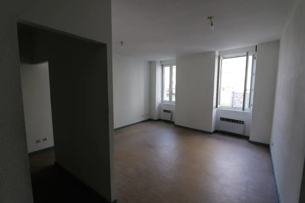 Location appartement 3 pièces 69 m2