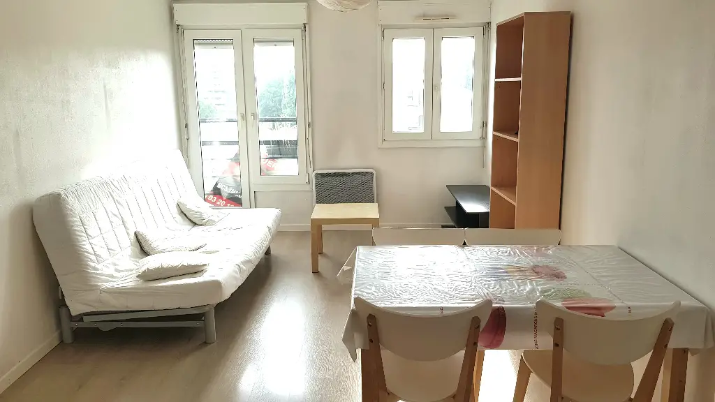 Location appartement meublé 2 pièces 33,8 m2