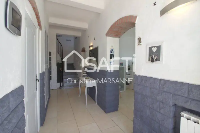 Vente maison 9 pièces 235 m2