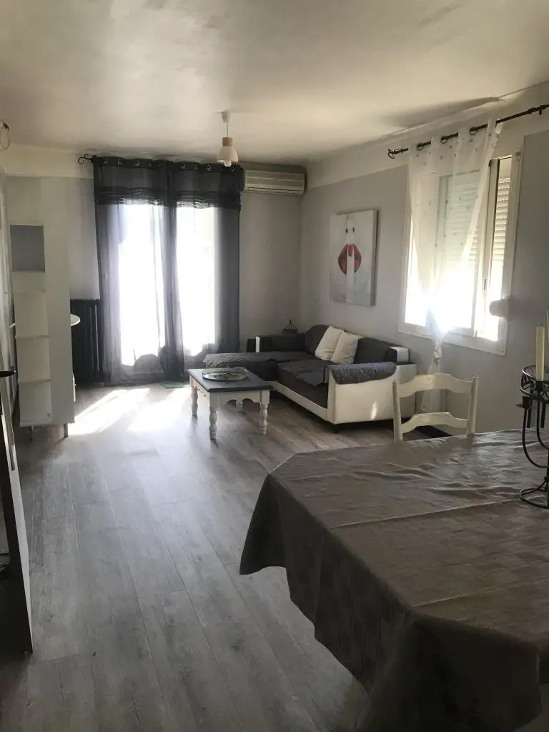 Location appartement meublé 3 pièces 75 m2