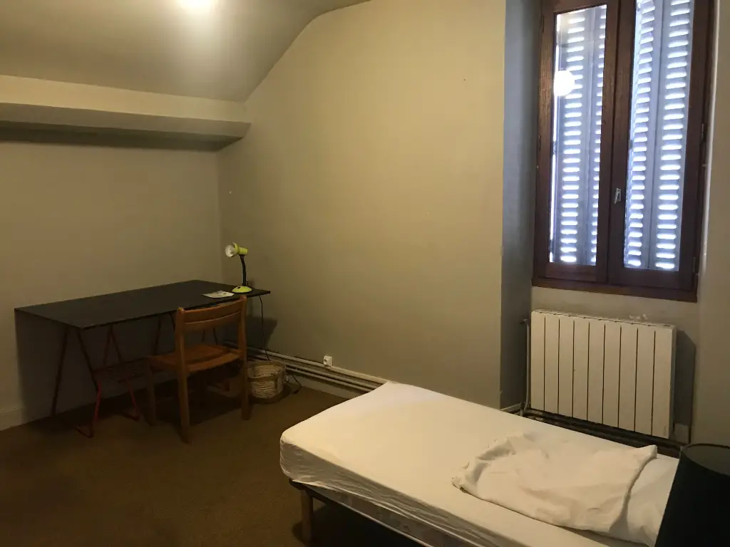 Location appartement meublé 3 pièces 45 m2