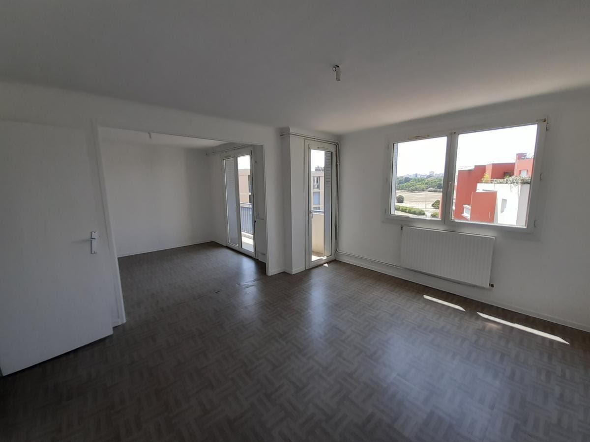 Location appartement 4 pièces 61 m2