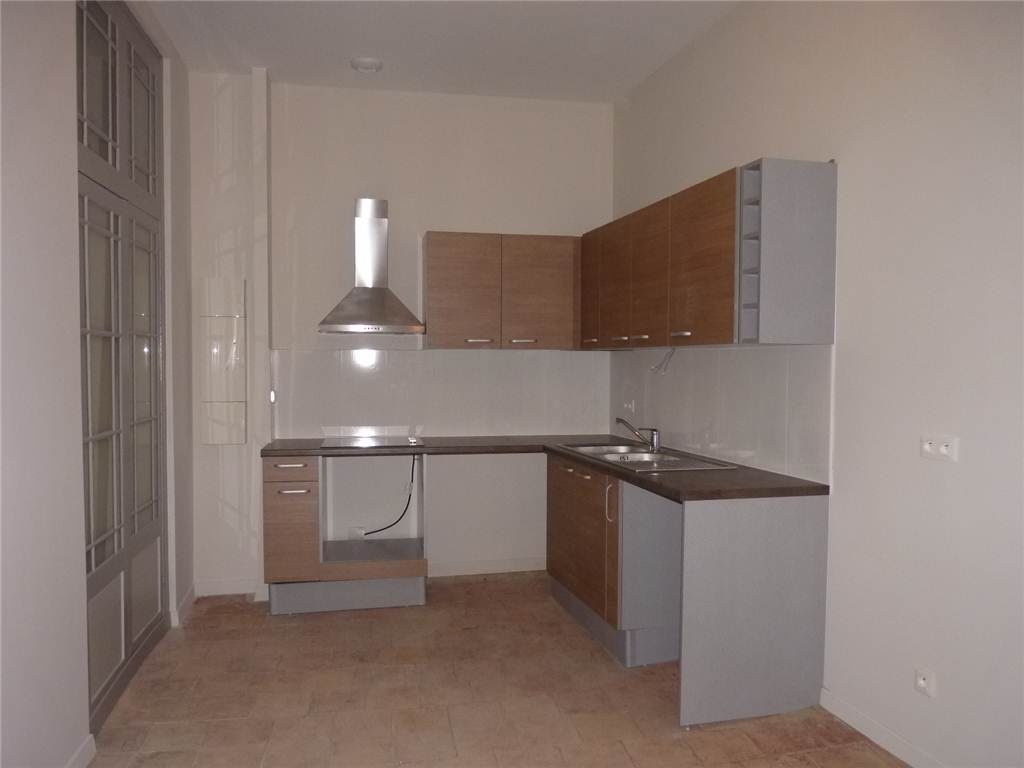 Location appartement 4 pièces 137 m2