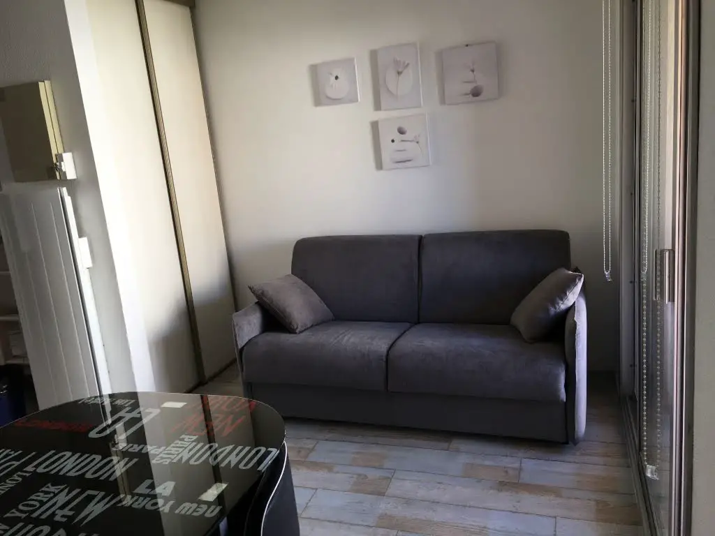 Location studio meublé 21,26 m2