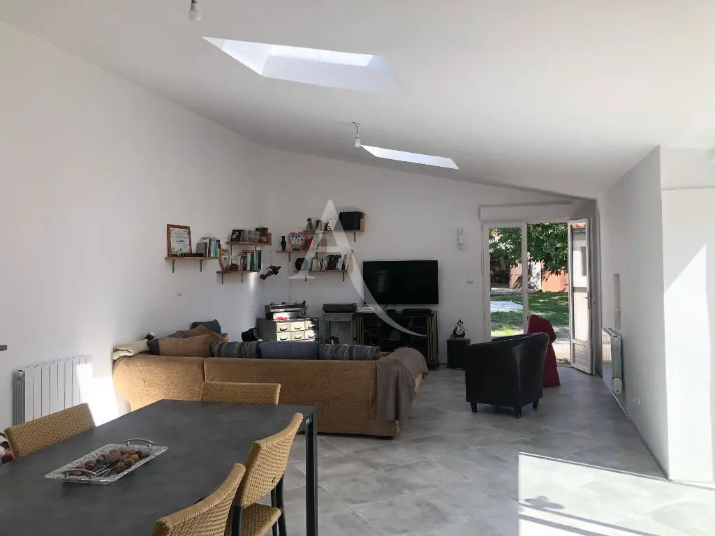 Vente maison 5 pièces 200 m2