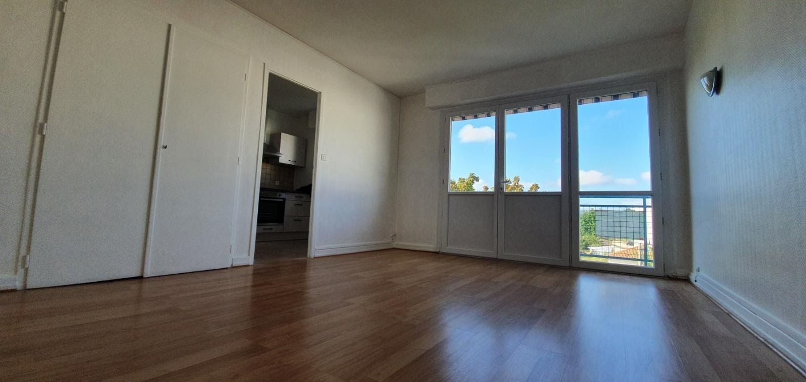 Location appartement 3 pièces 63 m2