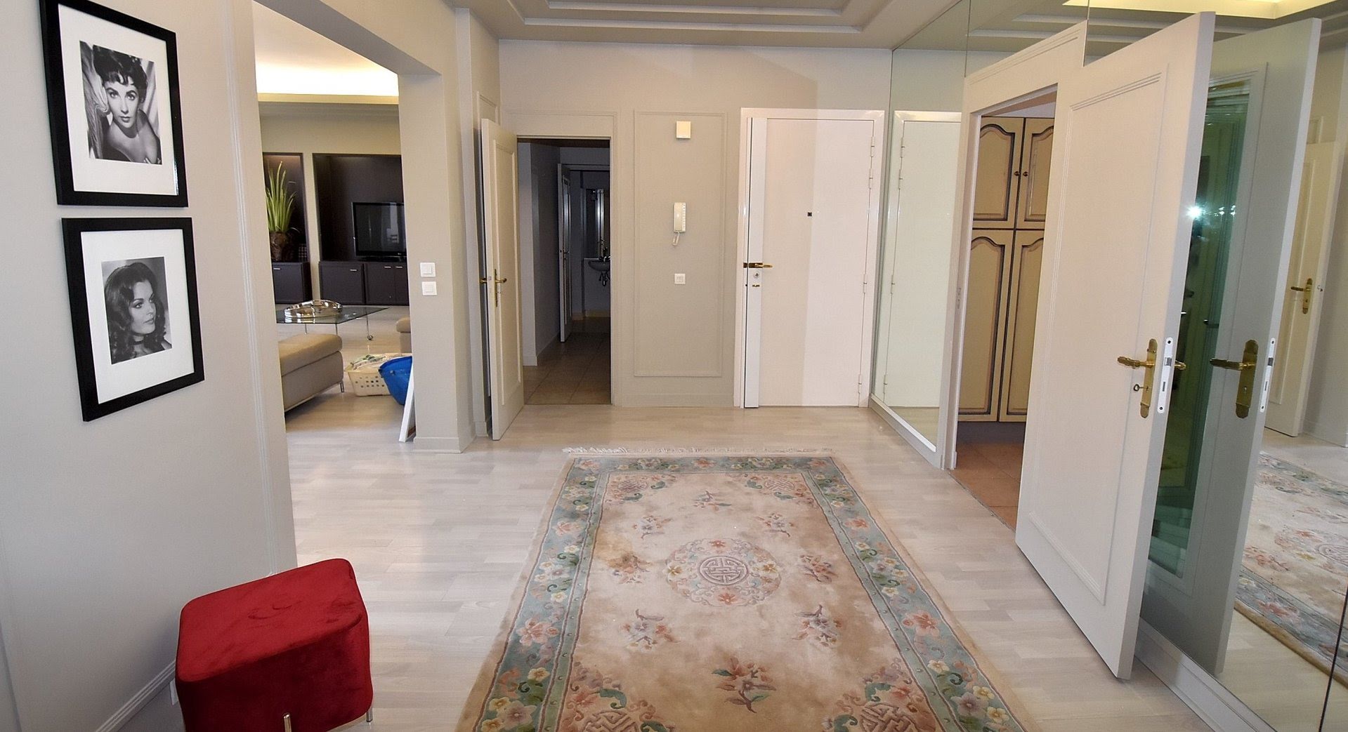 Location appartement meublé 4 pièces 160 m2
