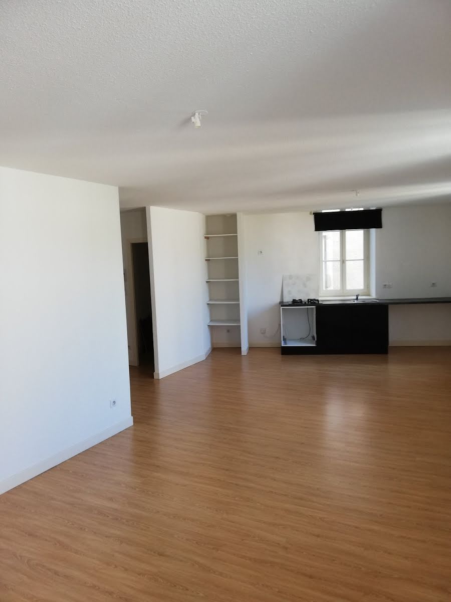 Location appartement 4 pièces 91 m2