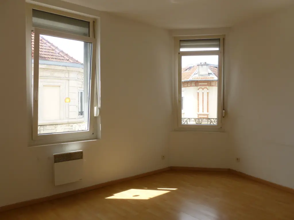 Location appartement 3 pièces 43 m2