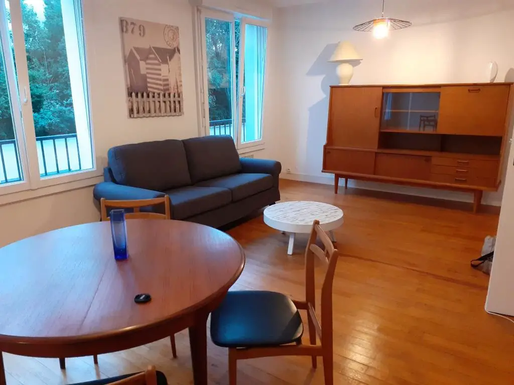 Location appartement meublé 3 pièces 66 m2