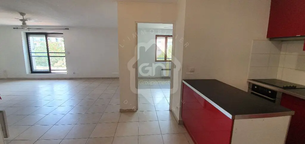 Location appartement 4 pièces 84,85 m2