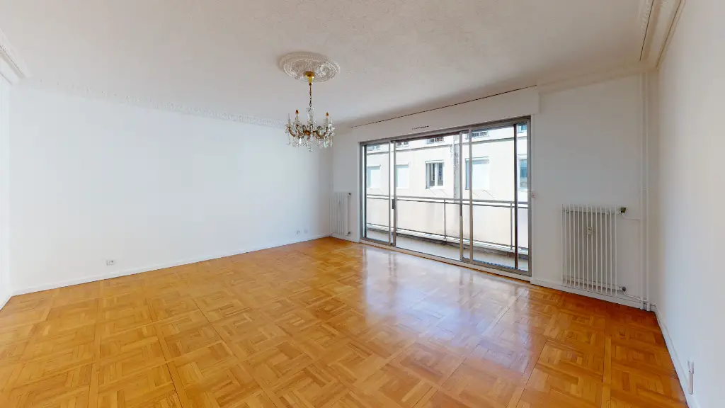 Location appartement 5 pièces 99,71 m2