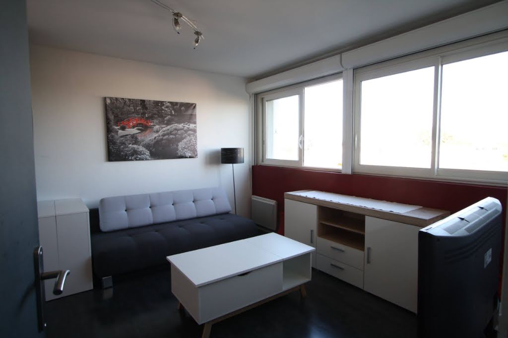 Location studio meublé 31,75 m2
