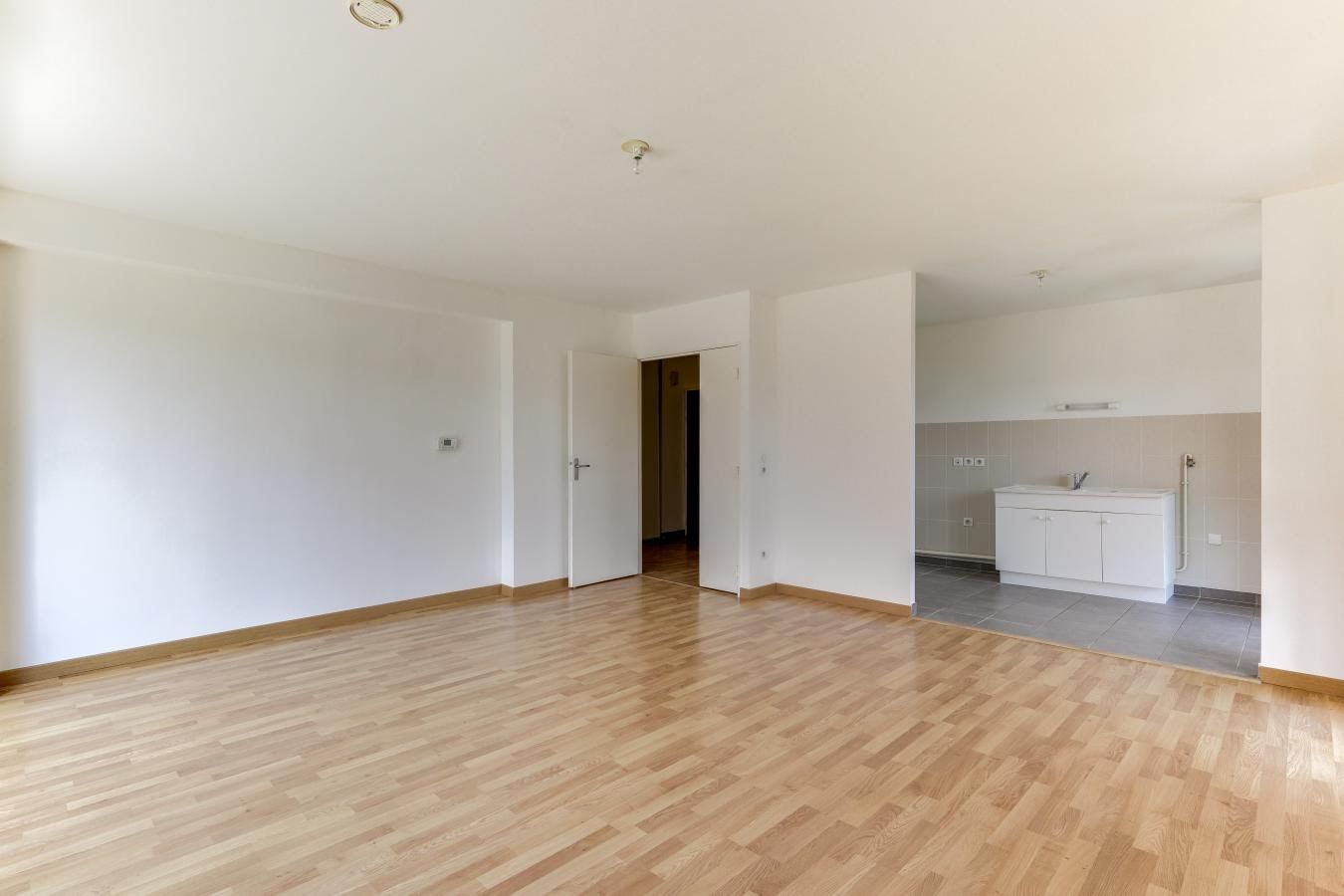 Location appartement 4 pièces 92 m2