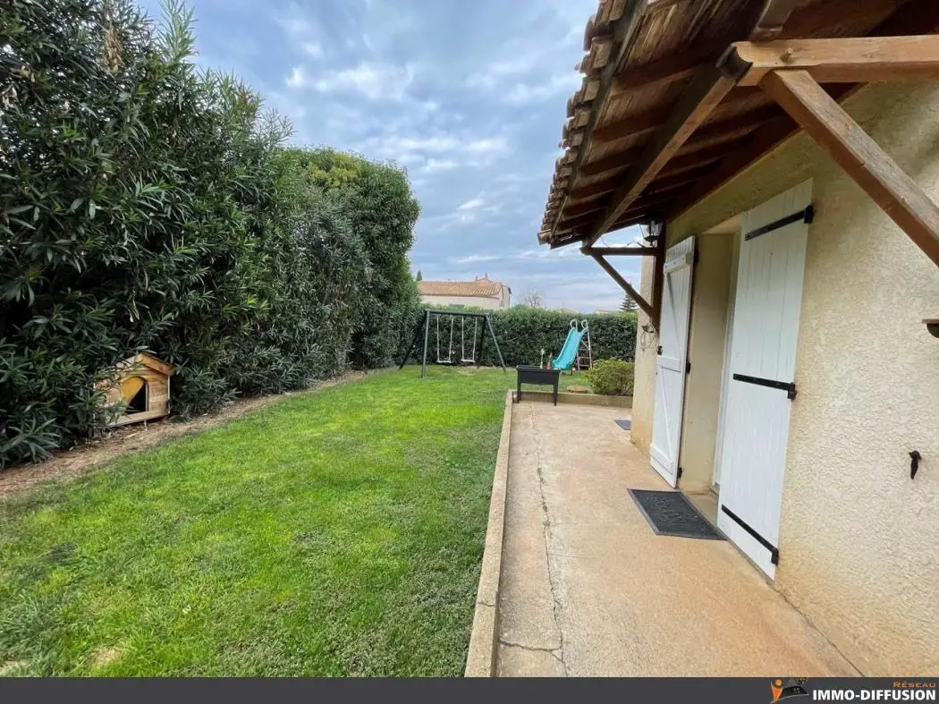 Vente villa 7 pièces 110 m2