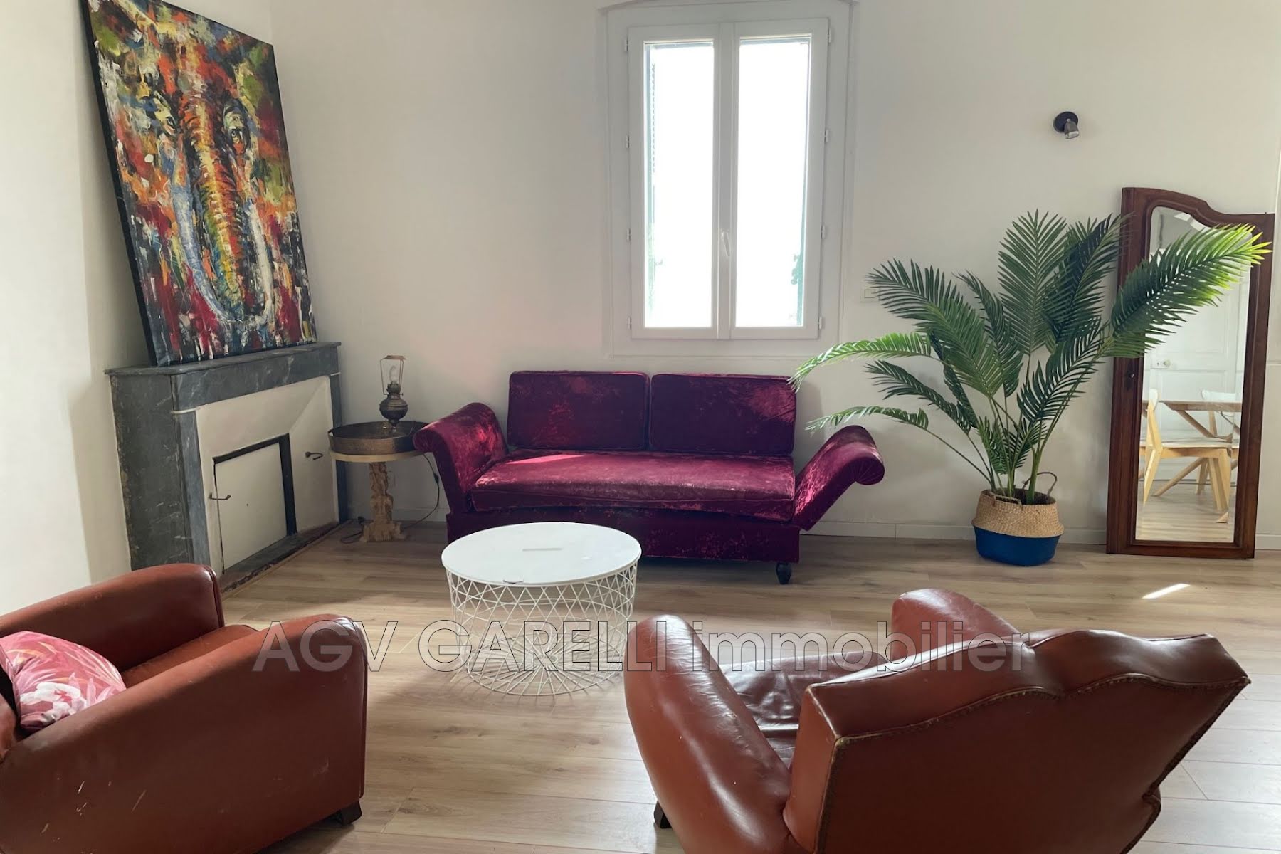 Location appartement 3 pièces 93 m2