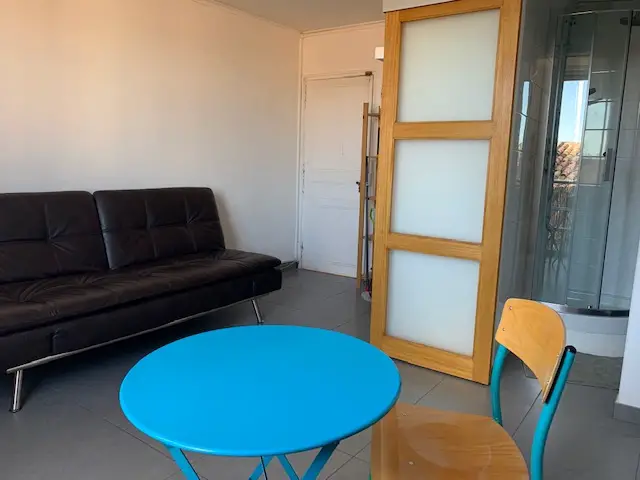 Location studio meublé 17,59 m2