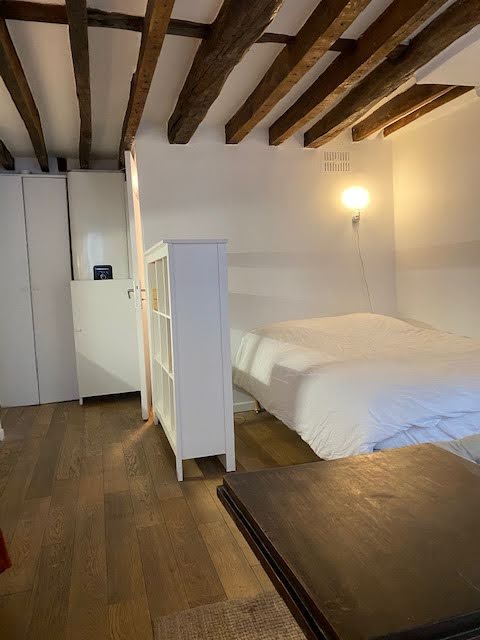 Location studio meublé 24 m2