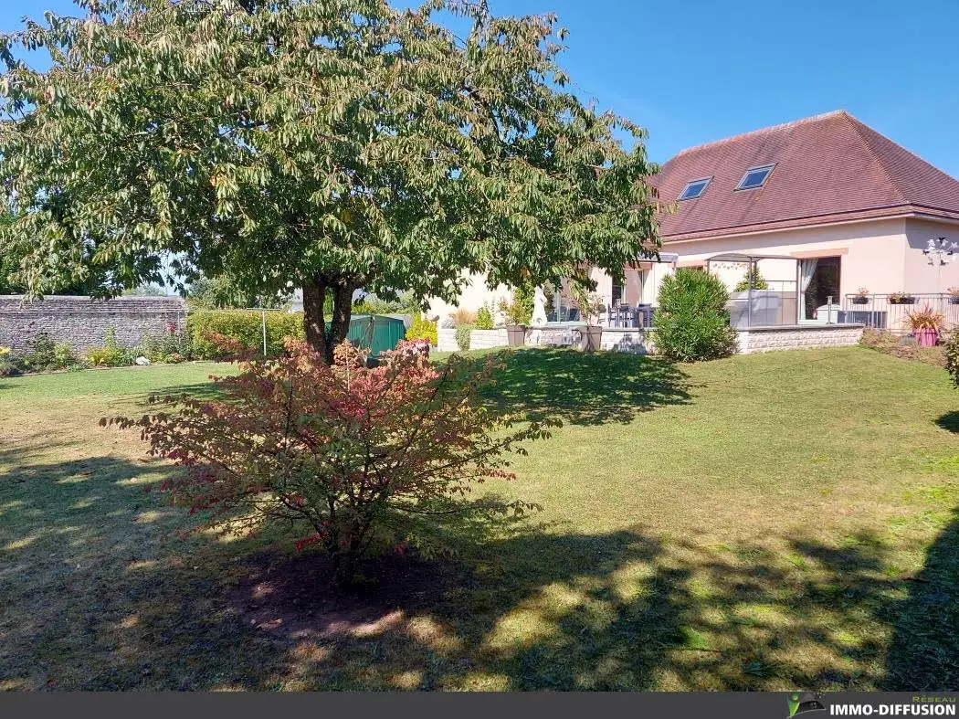 Vente maison 8 pièces 230 m2