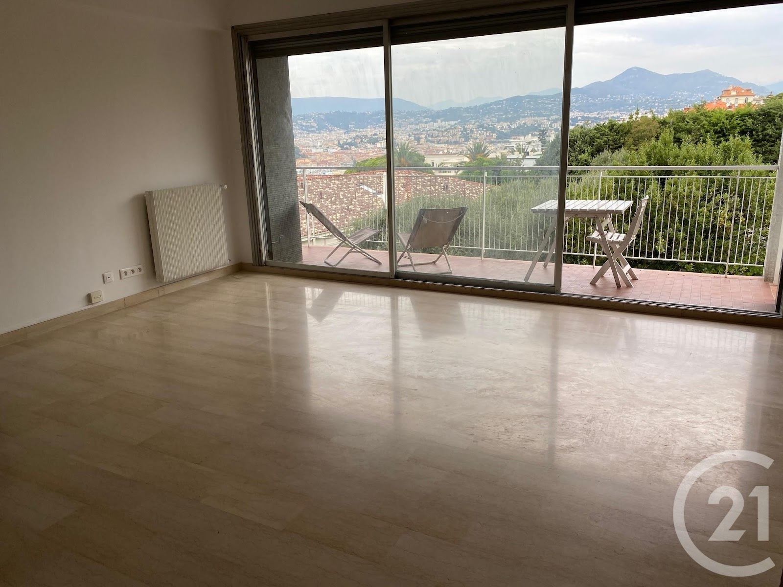 Location appartement meublé 2 pièces 62 m2