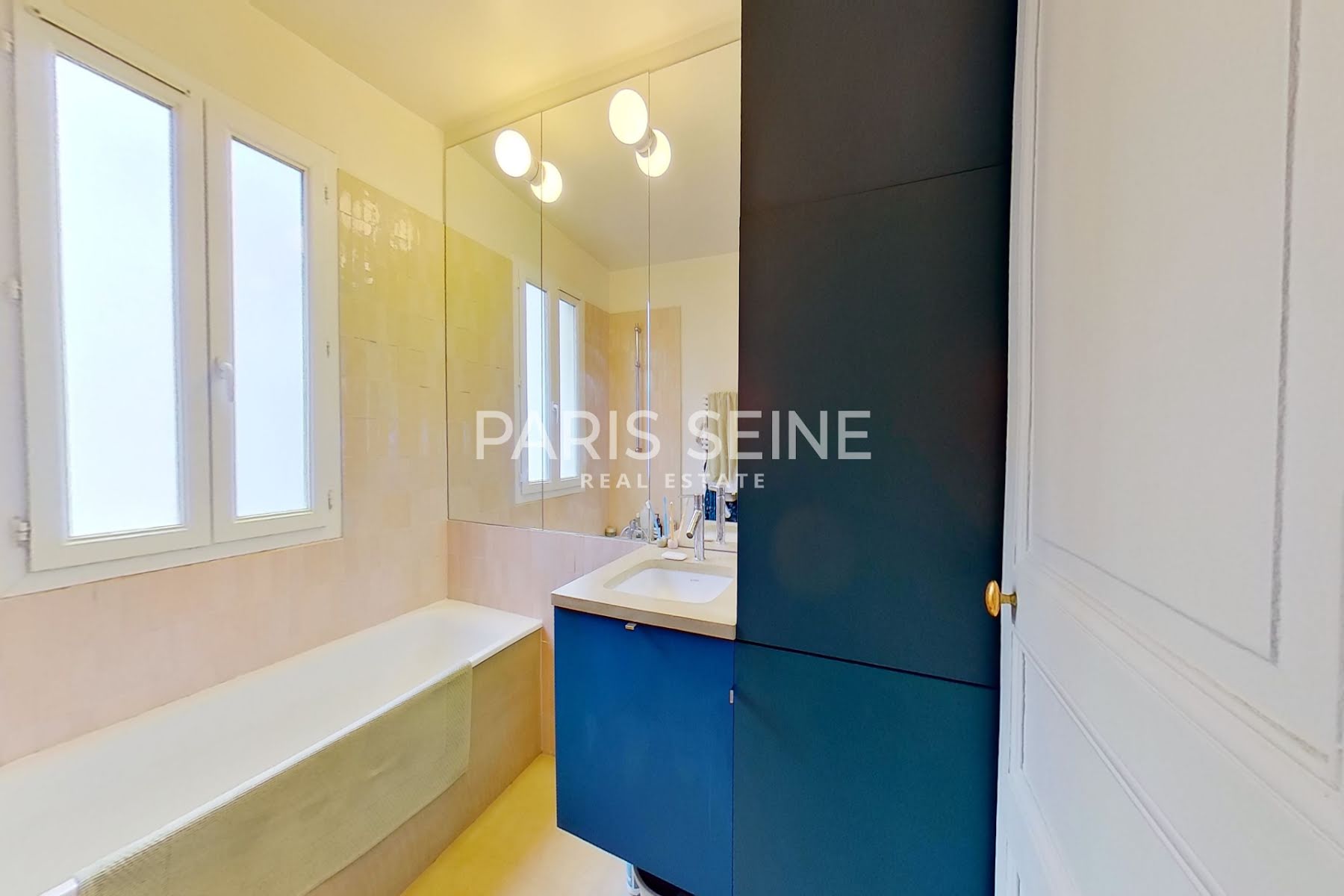 Location appartement meublé 3 pièces 53,31 m2