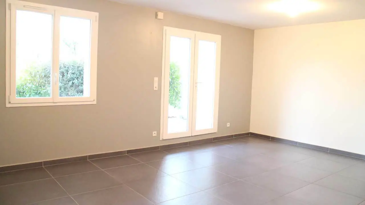 Location appartement 3 pièces 67 m2