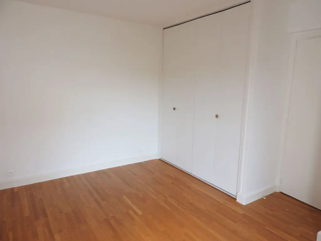 Location appartement 2 pièces 66,14 m2