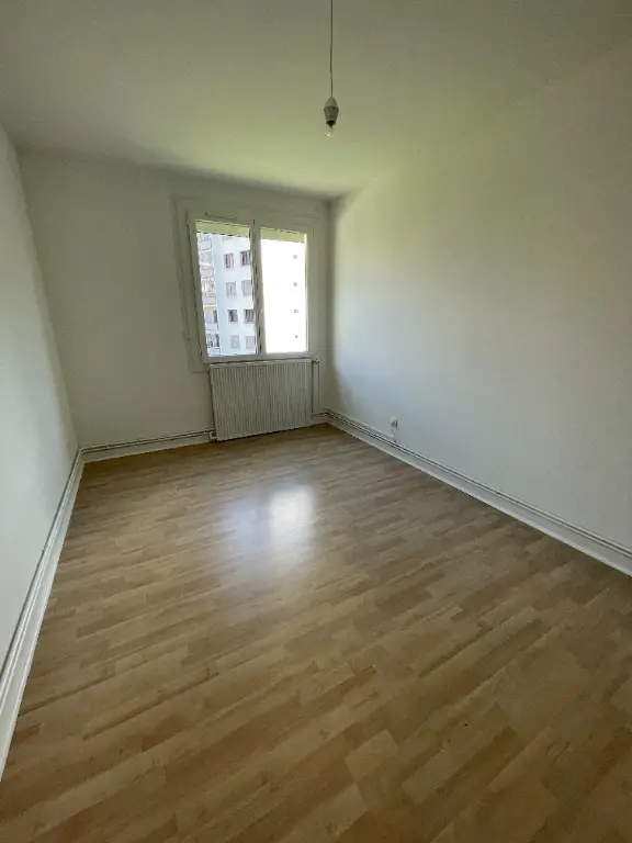 Location appartement 3 pièces 80,69 m2