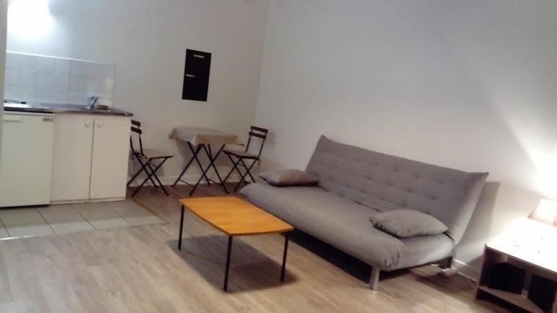 Location studio meublé 26,6 m2