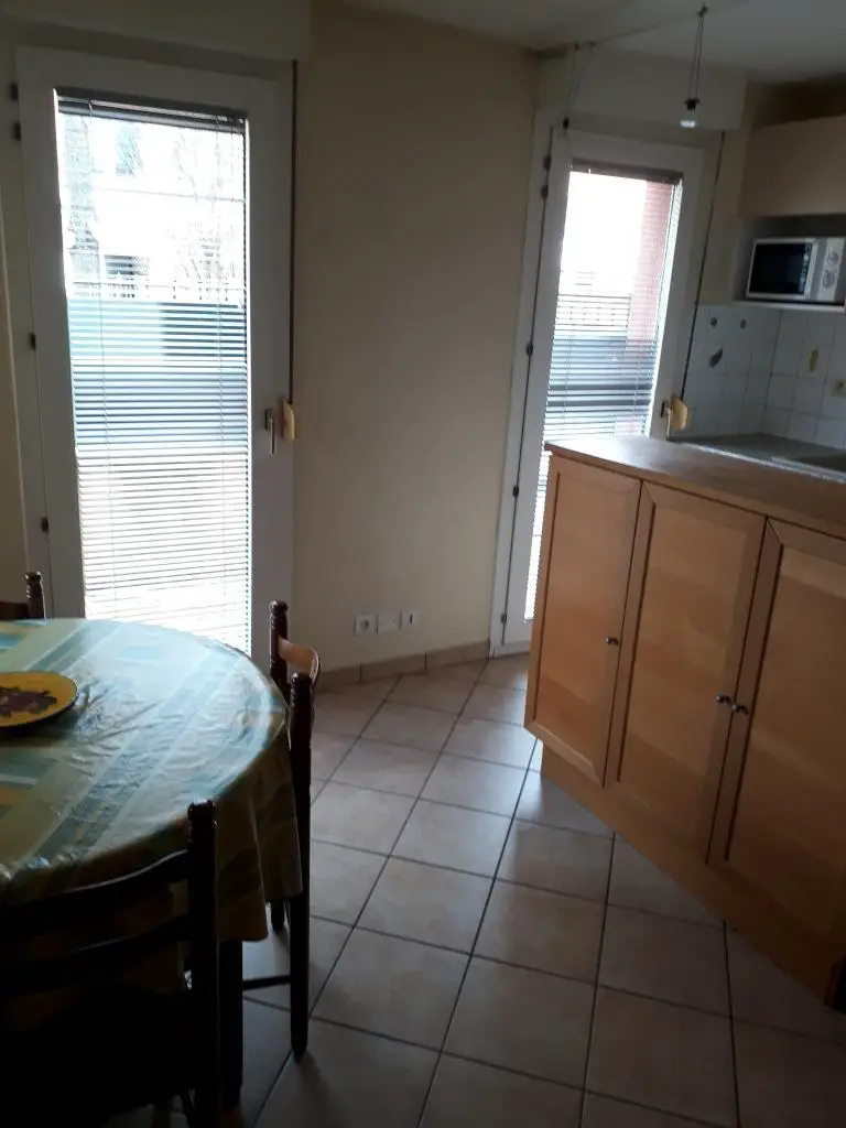 Location appartement meublé 2 pièces 33 m2