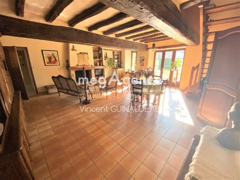 Vente maison 7 pièces 196 m2