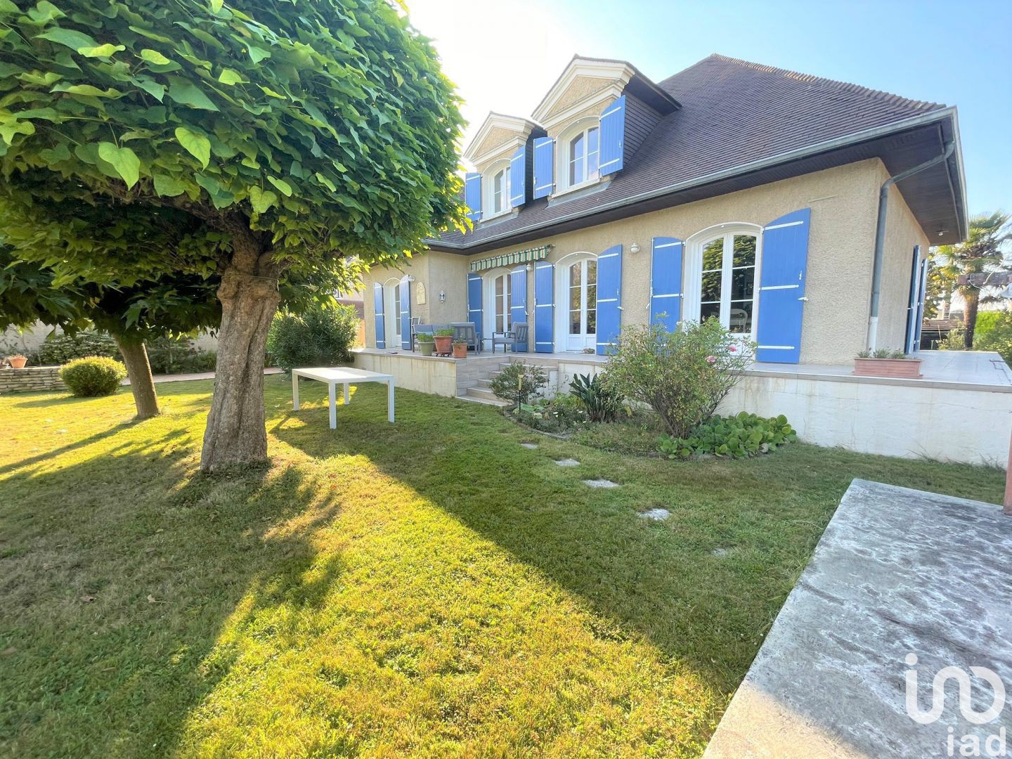 Vente maison 6 pièces 160 m2