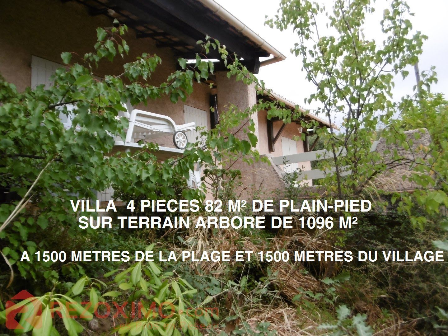 Vente villa 4 pièces 1 096 m2