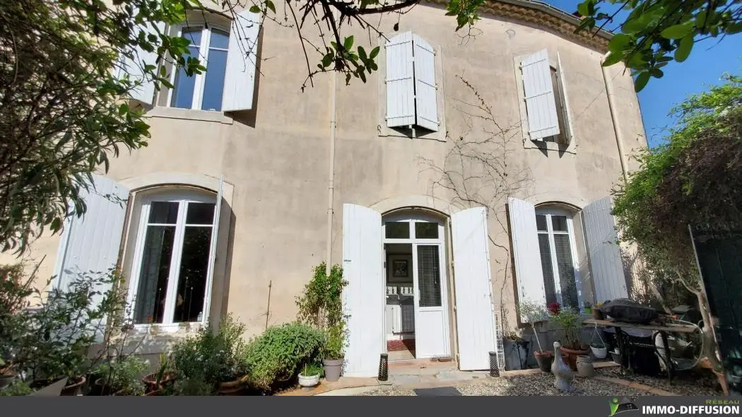 Vente maison 8 pièces 185 m2