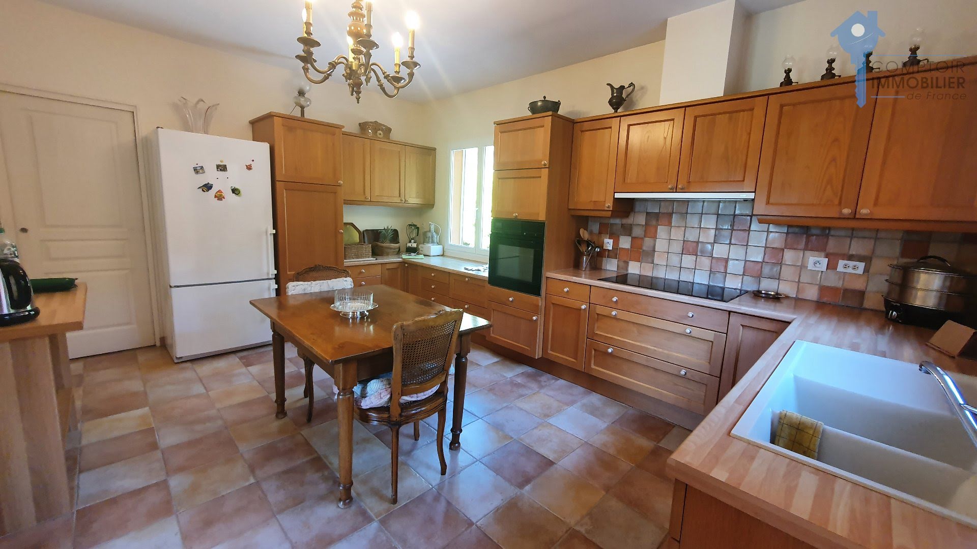 Vente villa 6 pièces 180 m2