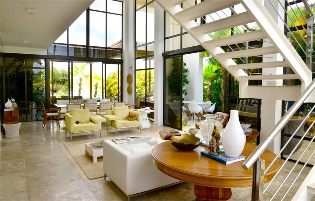 Casa Mobiliada Condomínio Fechado, nascente, 377 m² área privativa, 900 m² área ---