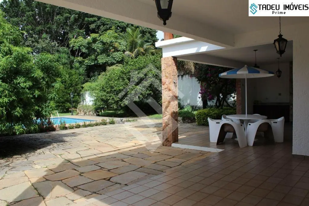 TADEU IMOVEIS, Vende ou aluga ótima casa na SHIS QL 22 - Lago Sul/ Brasília-DF. ---