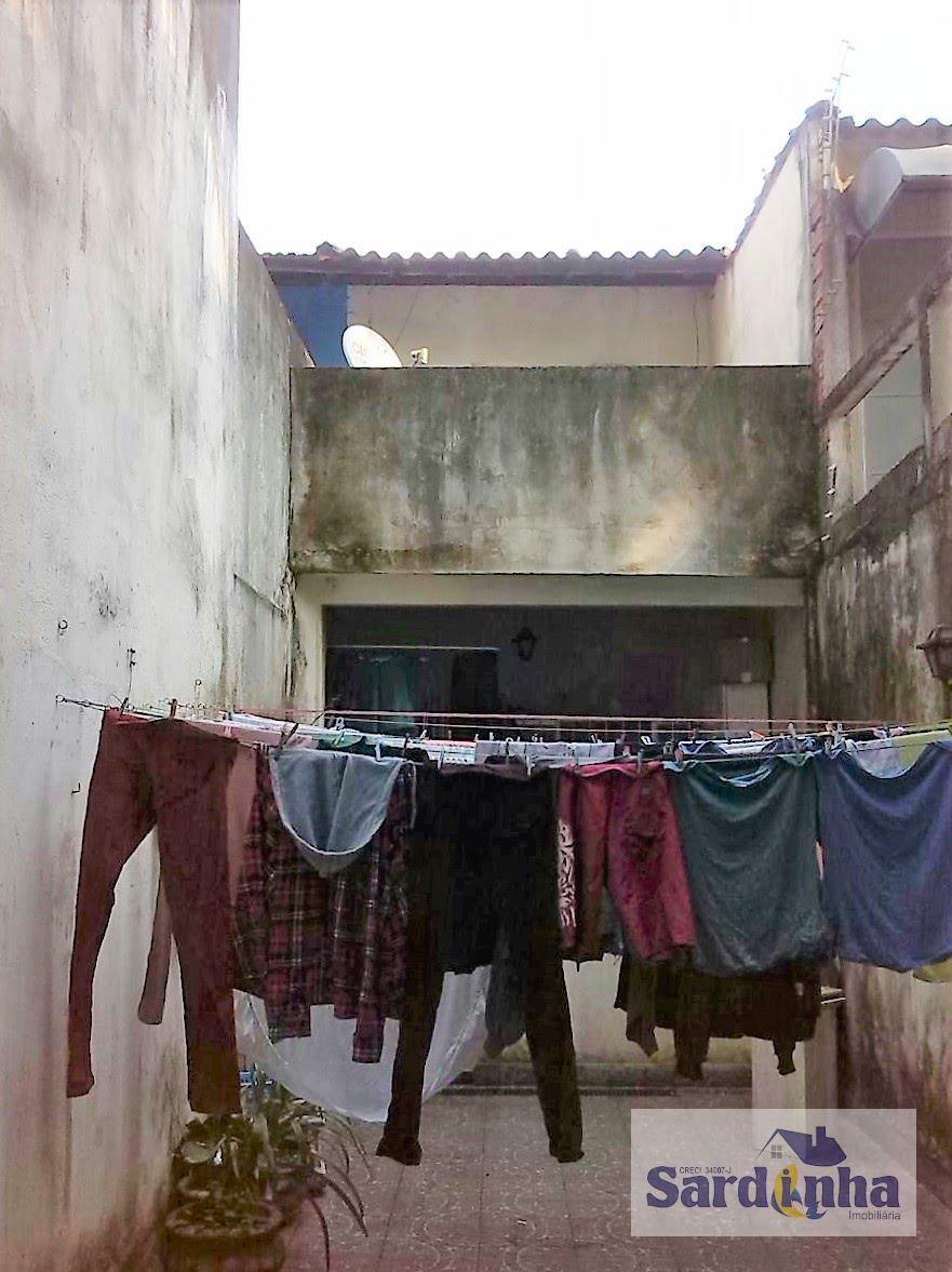 Banheiro, Lavabo, 2 Vagas de Garagem Cobertas, Quintal - Cidade Intercap, Taboão---