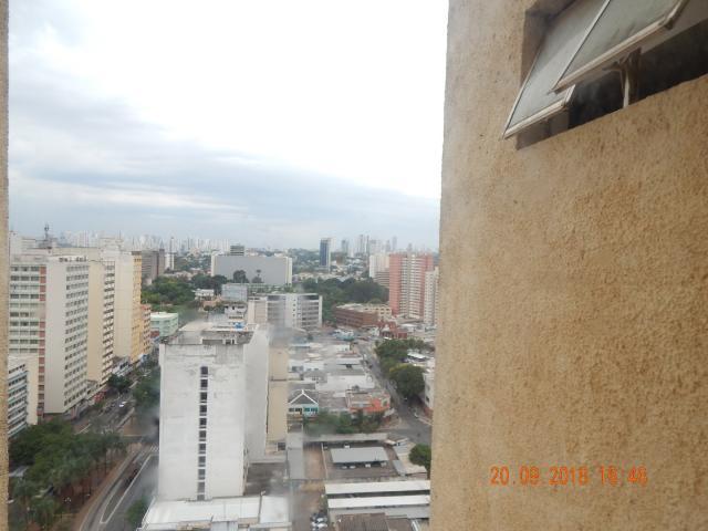 Quitinete com 22,93 m² no centro de Goiânia, contendo sala, copa, 01 quarto e ba---